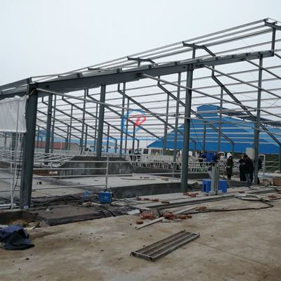 Voorgefabriceerde staalconstructie