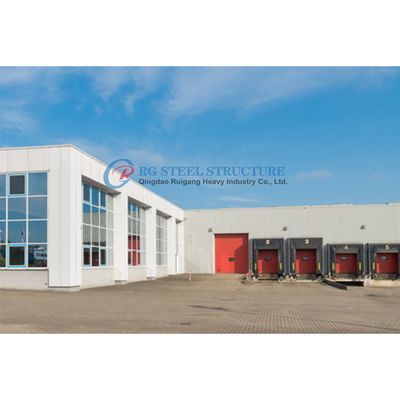 Werkplaats voor geschilderde / gegalvaniseerde staalconstructies met robuuste ventilatiesystemen / klimaatcontrolesystemen