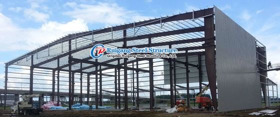 Q355B Voorafgebouwde staalgebouwen / metalen gebouwconstructies met dakwandensysteem