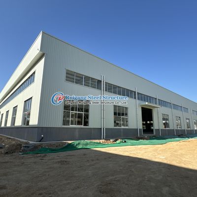 Commercieel geprefabriceerd staalconstructie-opslaggebouw