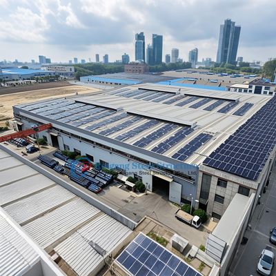 Staalconstructies Gebouwen voor opslag Metalen werkplaatsen en installaties Lichtgewicht