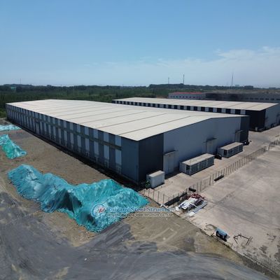 Op maat gemaakte staalconstructie-opslagplaats met betonnen fundament